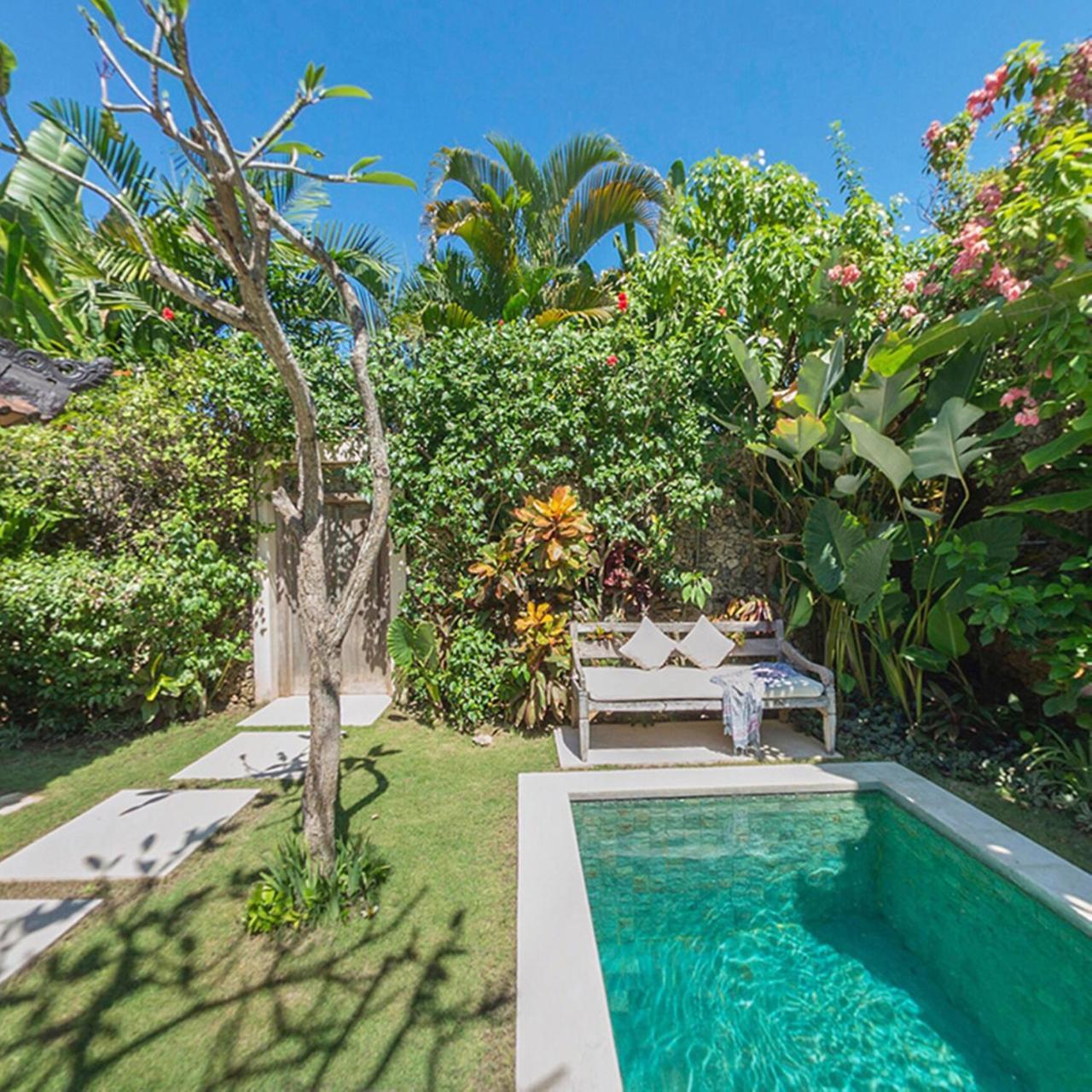 Villa Kubu Seminyak Exterior foto