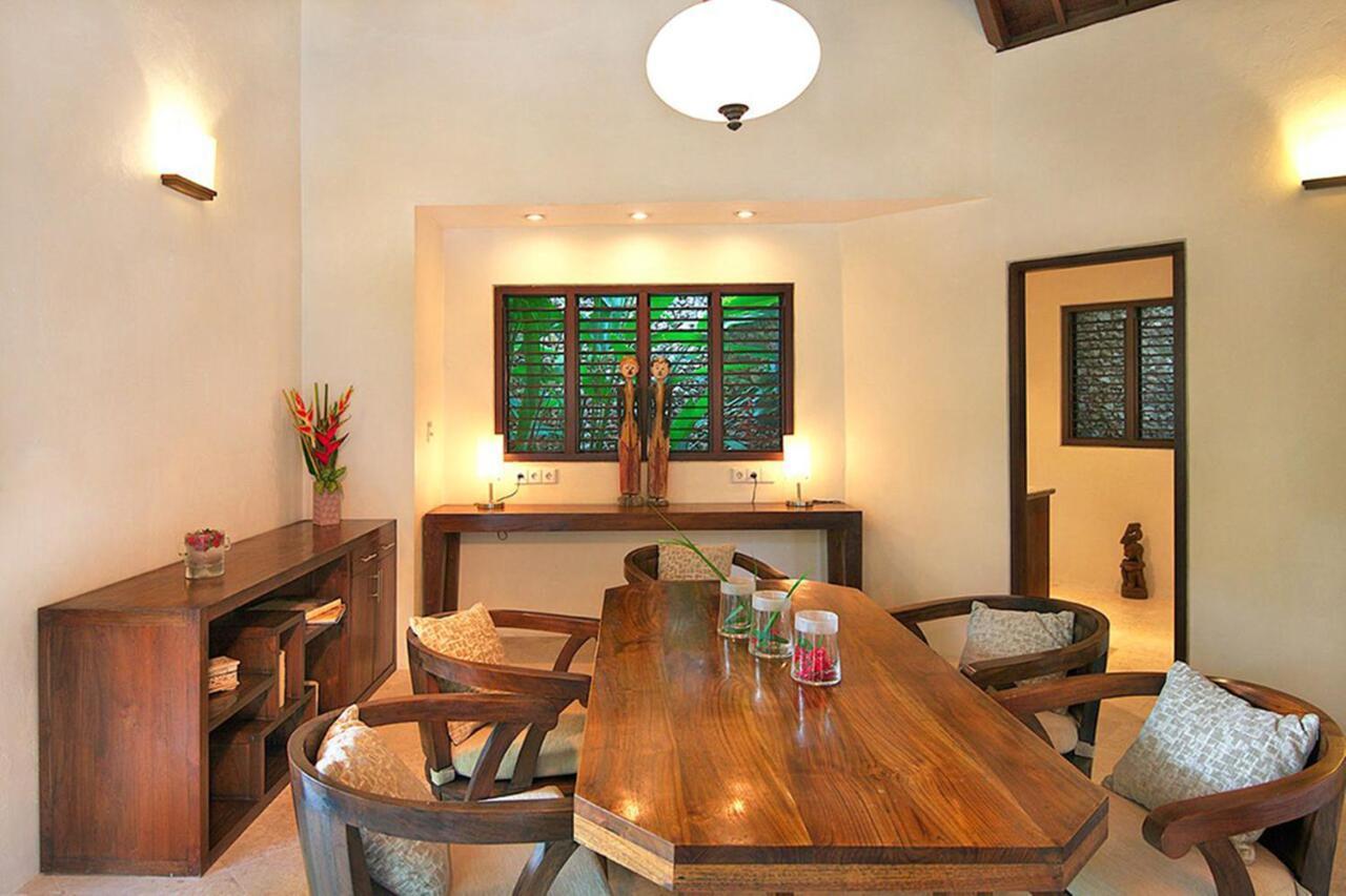 Villa Kubu Seminyak Exterior foto